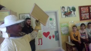 ОШ "Иво Лола Рибар" Нови Козарци